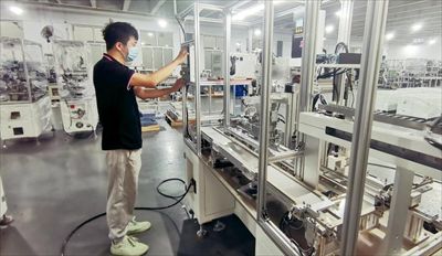 常熟市研拓自動(dòng)化科技 以非標(biāo)自動(dòng)化設(shè)備等的研發(fā) 生產(chǎn) 銷售于一體的高新技術(shù)企業(yè)